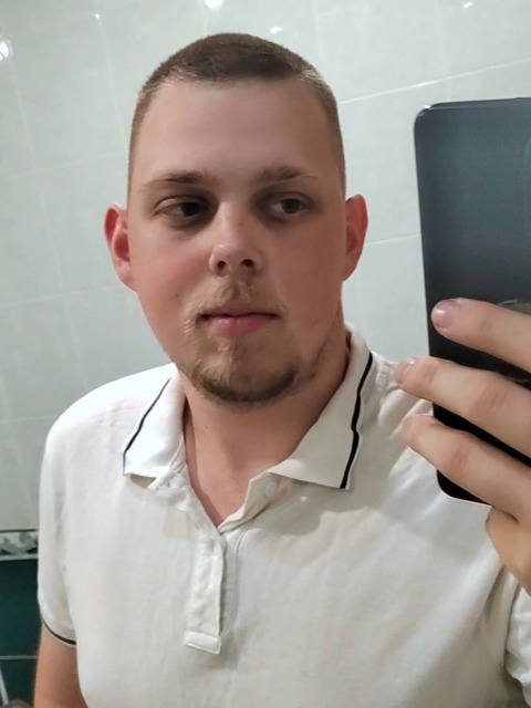 Кирилл, 22 года, Козерог