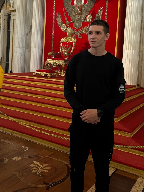 Максим, 22 года, Водолей