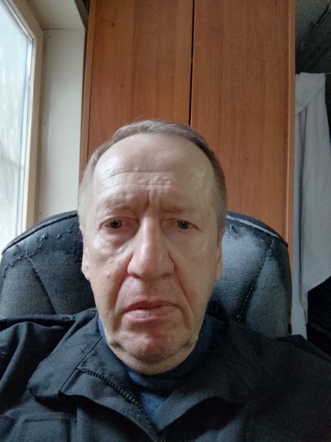 Олег, 60 лет, Близнецы