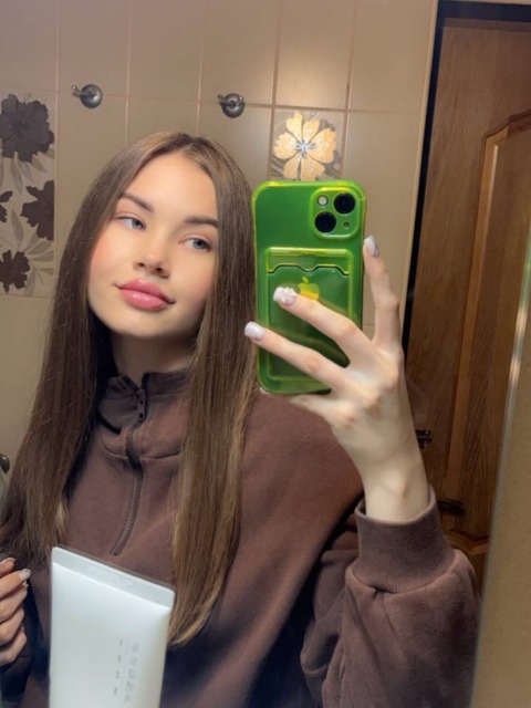 Знакомства Москва (МСК), фото девушки Ангелина, 25 лет Водолей. Хочет познакомиться для серьёзных отношений