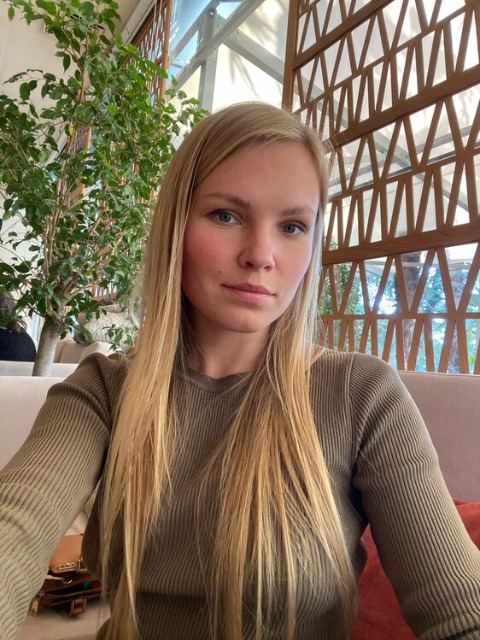 Знакомства Тольятти (ТЛТ), фото девушки Анастасия, 26 лет Козерог, хочет познакомиться для серьёзных отношений