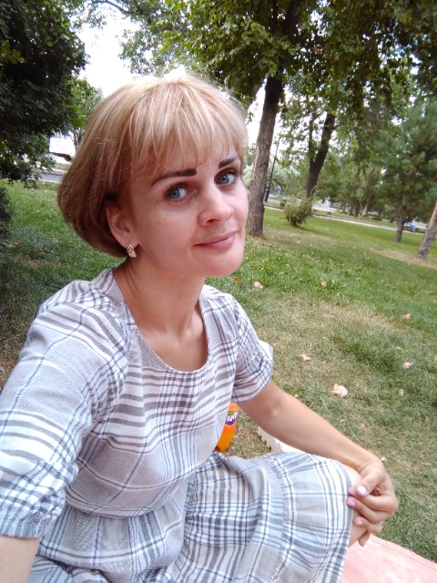 Знакомства Омск, фото женщины Ирина, 36 лет Скорпион. Хочет познакомиться для создания семьи
