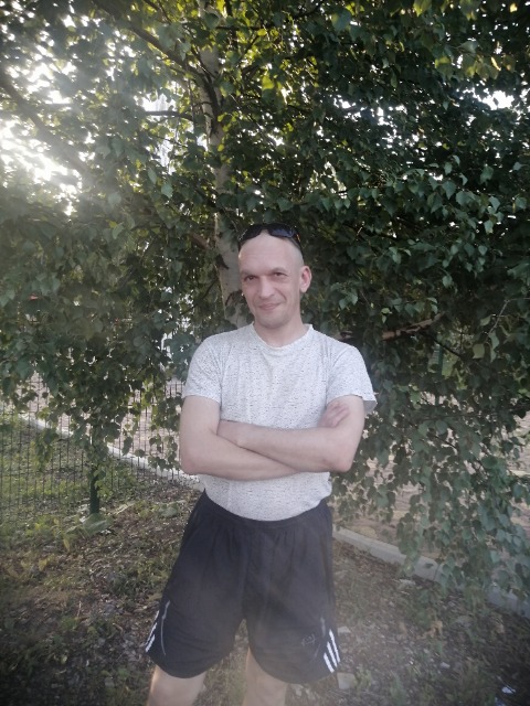 Алексей 42 года, Близнецы