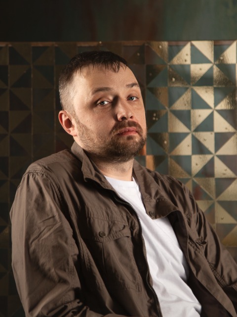 Даня, 43 года, Телец