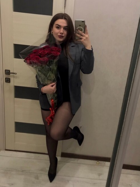 Знакомства Волгоград (ВГГ), фото девушки Кристина, 20 лет Козерог. Хочет познакомиться для серьёзных отношений