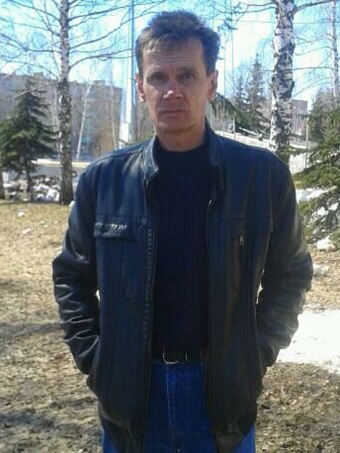Знакомства Альметьевск, фото мужчины Сергей, 33 года Телец. Хочет познакомиться для серьёзных отношений