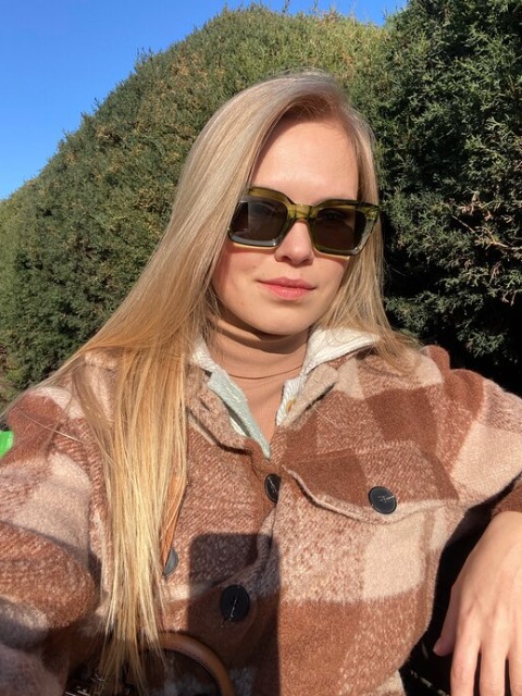 Знакомства Тольятти (ТЛТ), фото девушки Анастасия, 26 лет Козерог, хочет познакомиться для серьёзных отношений