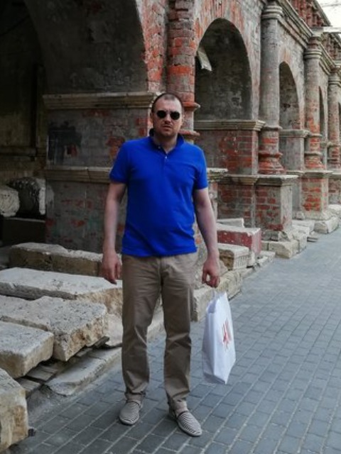 Знакомства Саратов, фото мужчины Андрей, 41 год Дева, хочет познакомиться для создания семьи