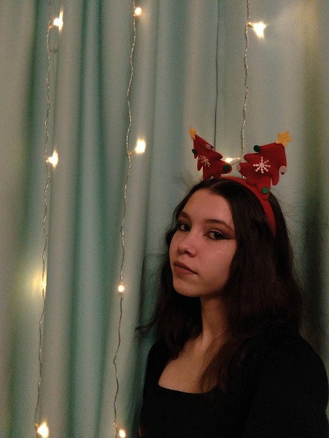 Знакомства Москва (МСК), фото девушки Анна, 21 год Близнецы. Хочет познакомиться для серьёзных отношений