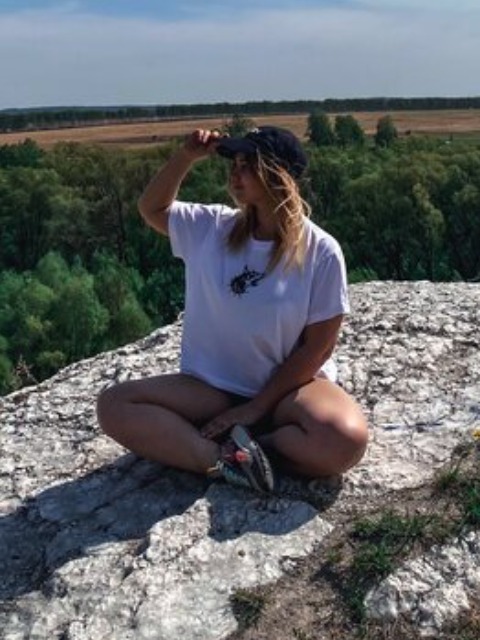 Знакомства Челябинск (ЧЛБ), фото девушки Дарья, 28 лет Весы, хочет познакомиться для серьёзных отношений