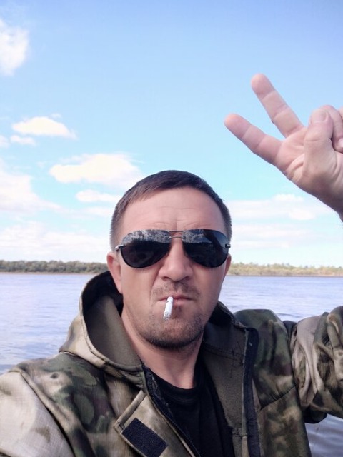 Знакомства Омск, фото мужчины Сан Саныч, 39 лет Скорпион. Хочет познакомиться для серьёзных отношений